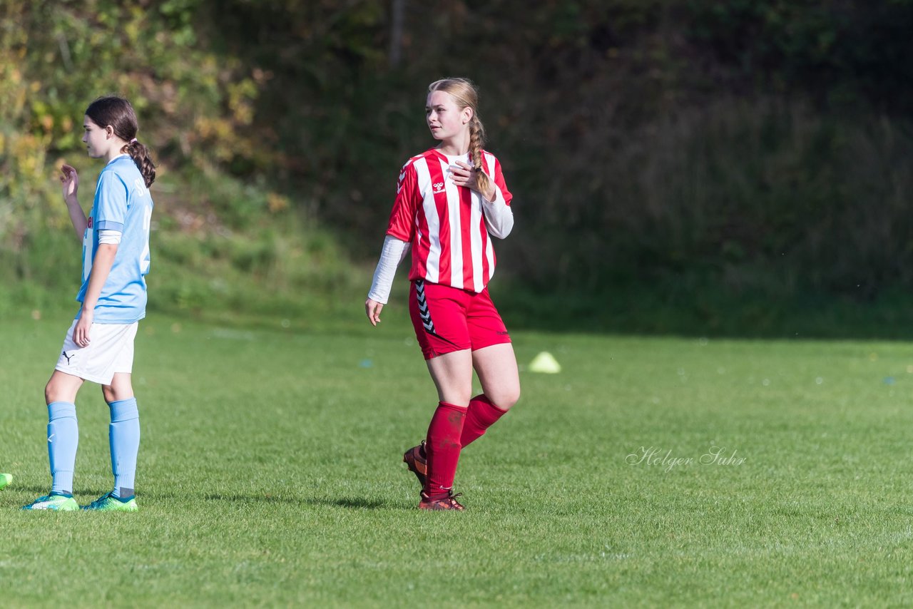 Bild 367 - wBJ TuS Tensfeld - SV Fortuna St. Juergen